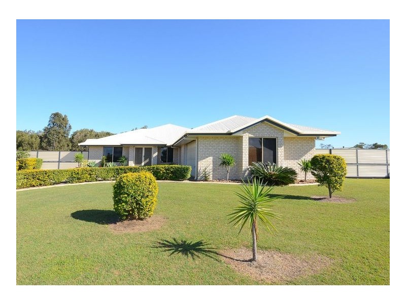 5 Cockateil Court, Dundowran Beach QLD 4655