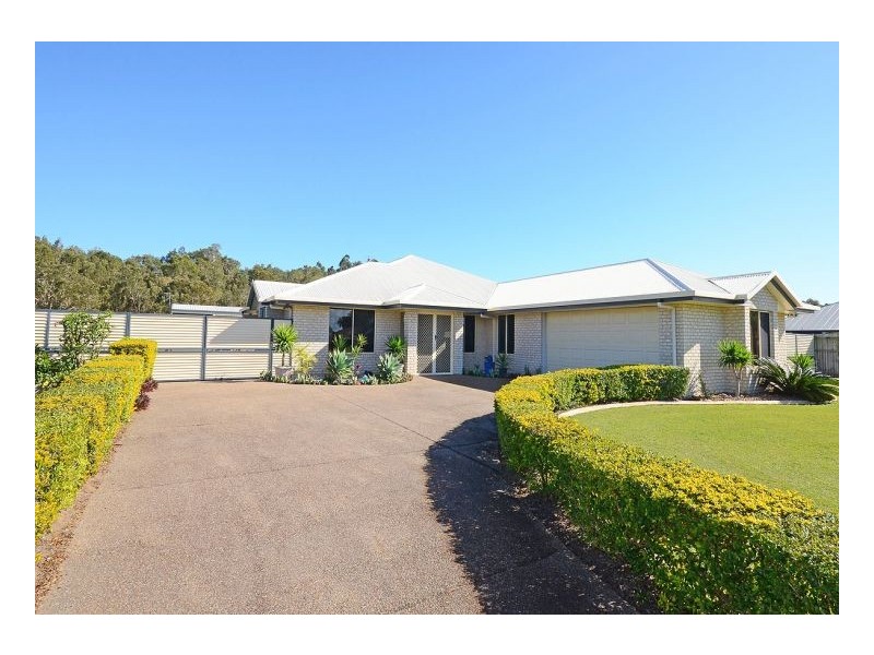 5 Cockateil Court, Dundowran Beach QLD 4655