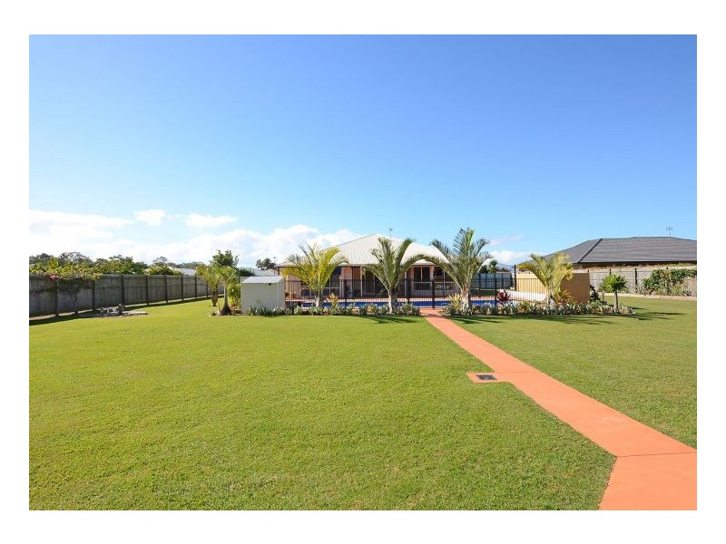 5 Cockateil Court, Dundowran Beach QLD 4655
