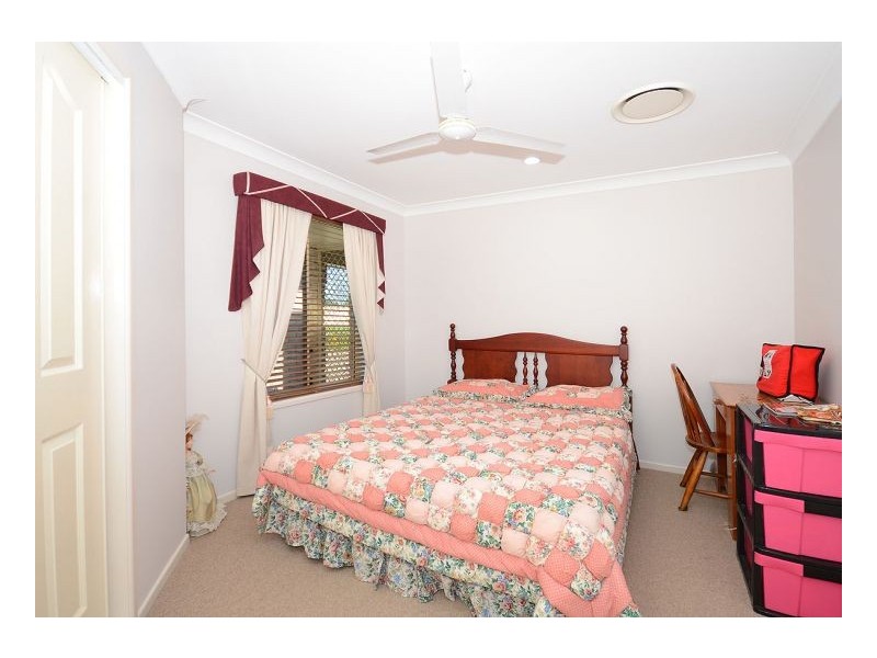 5 Cockateil Court, Dundowran Beach QLD 4655