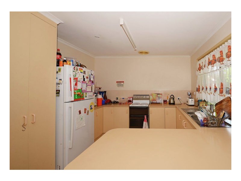 13 Honeysuckle Ave, Kawungan QLD 4655