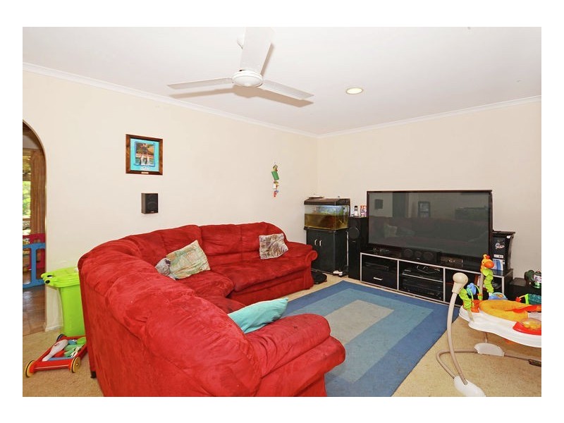 13 Honeysuckle Ave, Kawungan QLD 4655