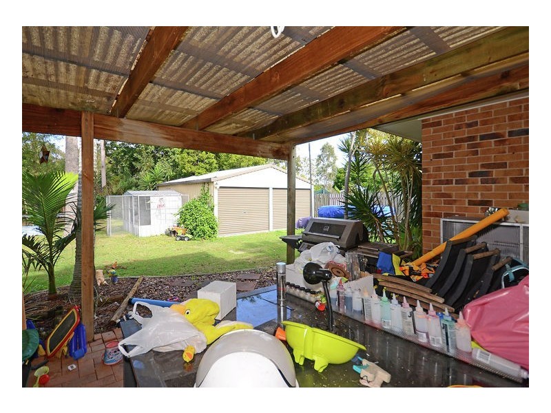 13 Honeysuckle Ave, Kawungan QLD 4655