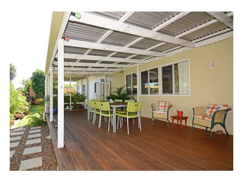 9 Keys Avenue, Torquay QLD 4655