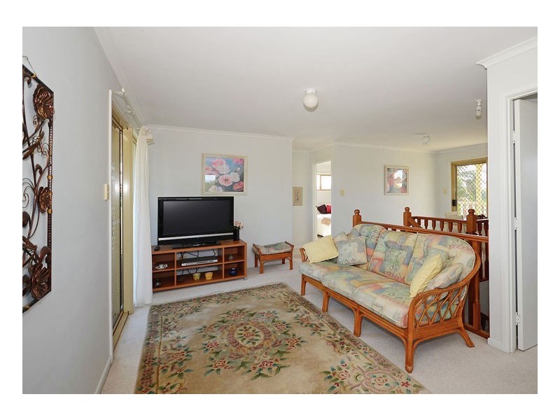 9 Keys Avenue, Torquay QLD 4655