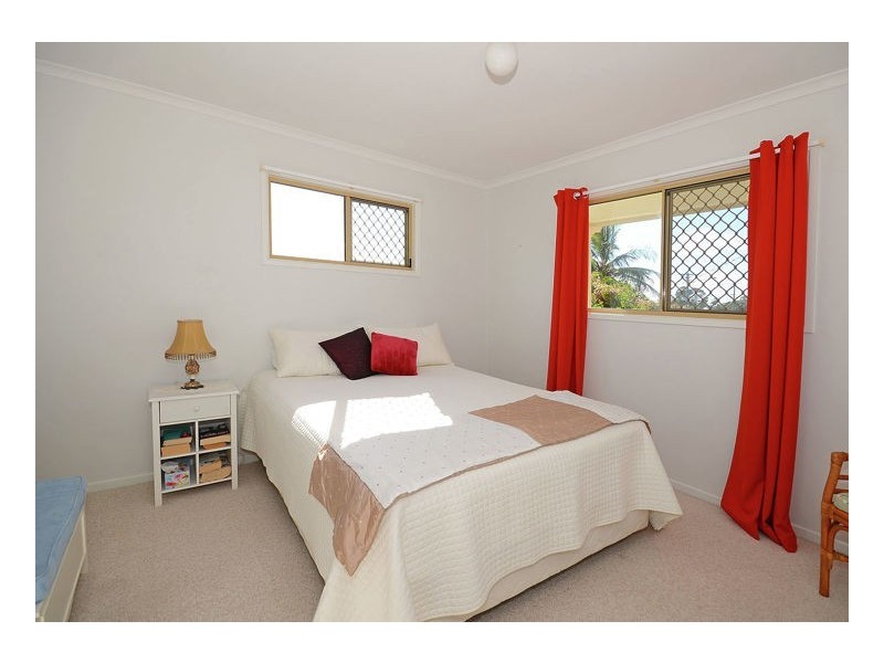 9 Keys Avenue, Torquay QLD 4655