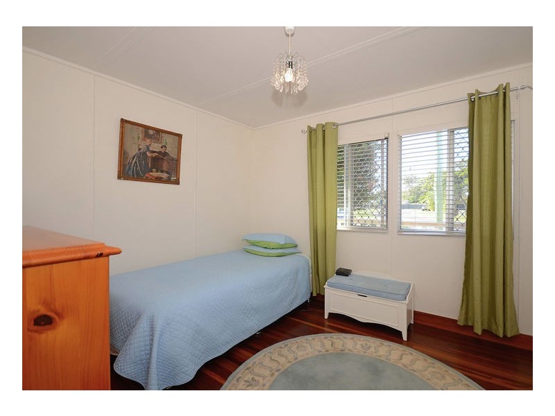9 Keys Avenue, Torquay QLD 4655
