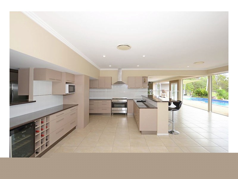 19 Island Close, Pacific Haven QLD 4659