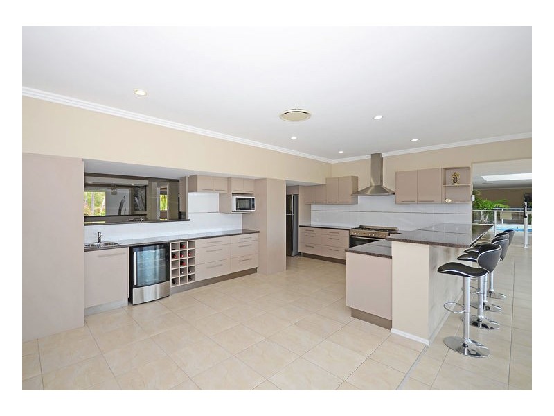 19 Island Close, Pacific Haven QLD 4659