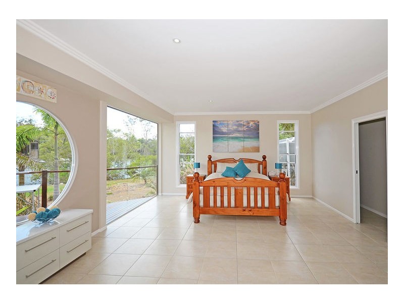 19 Island Close, Pacific Haven QLD 4659