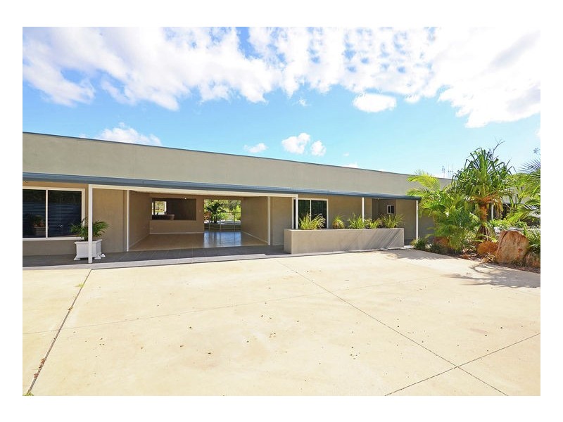 19 Island Close, Pacific Haven QLD 4659