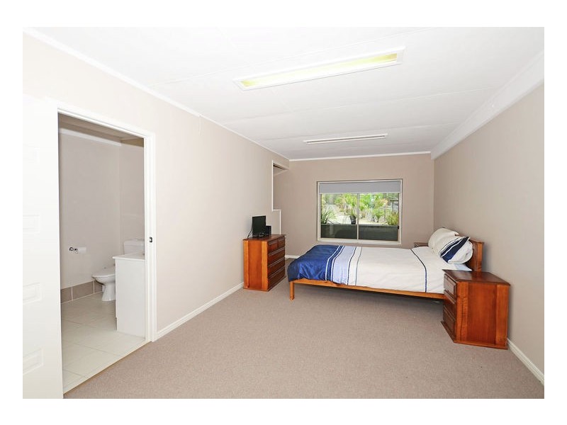 19 Island Close, Pacific Haven QLD 4659