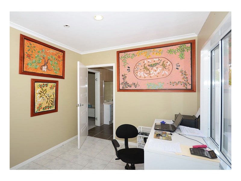 19 Island Close, Pacific Haven QLD 4659