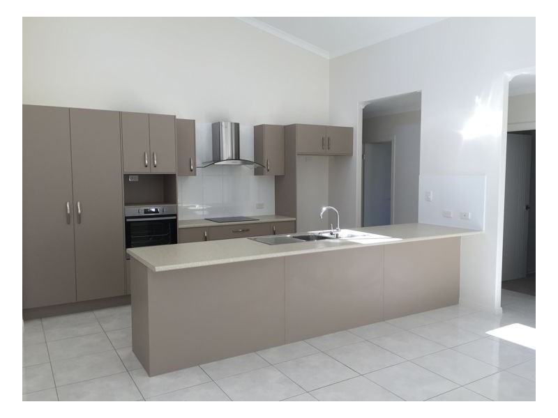 10 Snapper Street, Kawungan QLD 4655