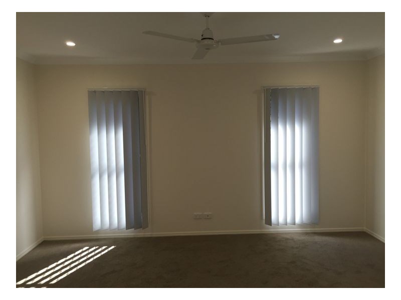 10 Snapper Street, Kawungan QLD 4655