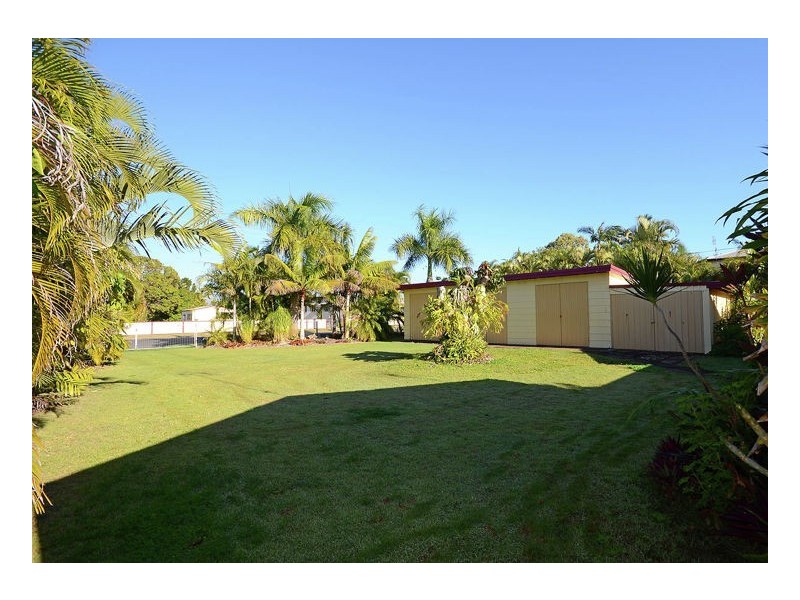 53 Hibiscus Street, Urangan QLD 4655