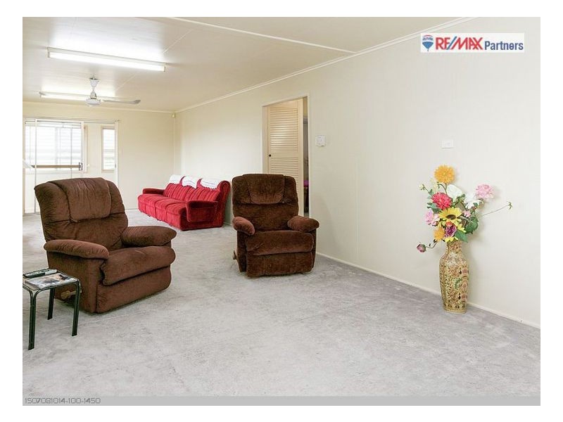 31 Drummond Street, Urangan QLD 4655