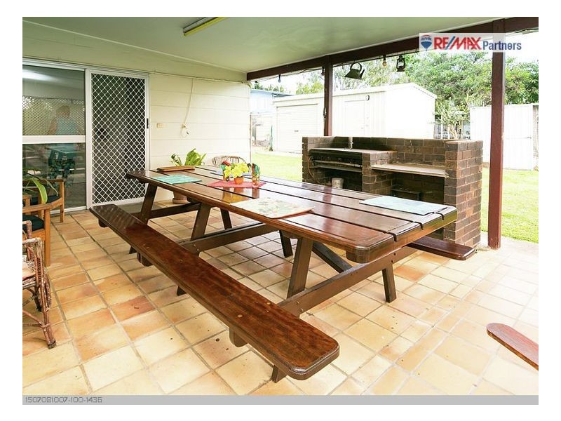 31 Drummond Street, Urangan QLD 4655