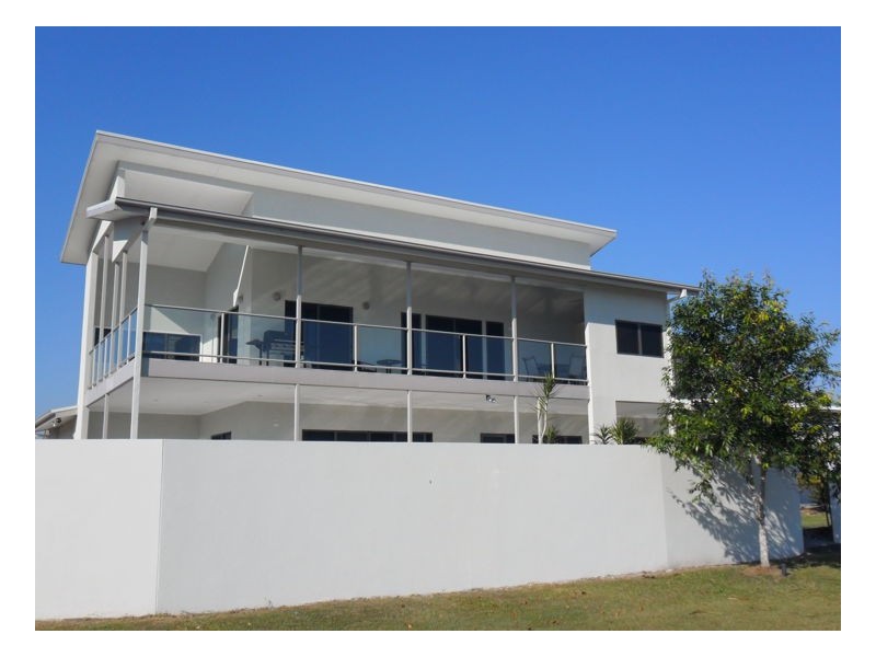 112 Riverview Drive, Burrum Heads QLD 4659