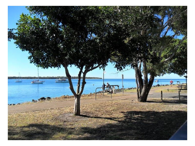 112 Riverview Drive, Burrum Heads QLD 4659