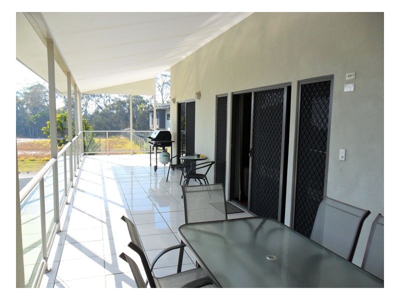 112 Riverview Drive, Burrum Heads QLD 4659