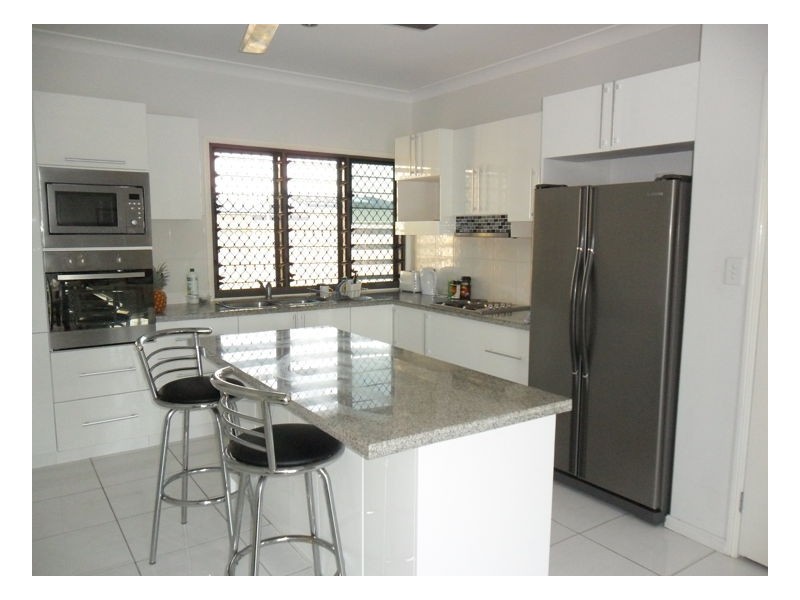 112 Riverview Drive, Burrum Heads QLD 4659
