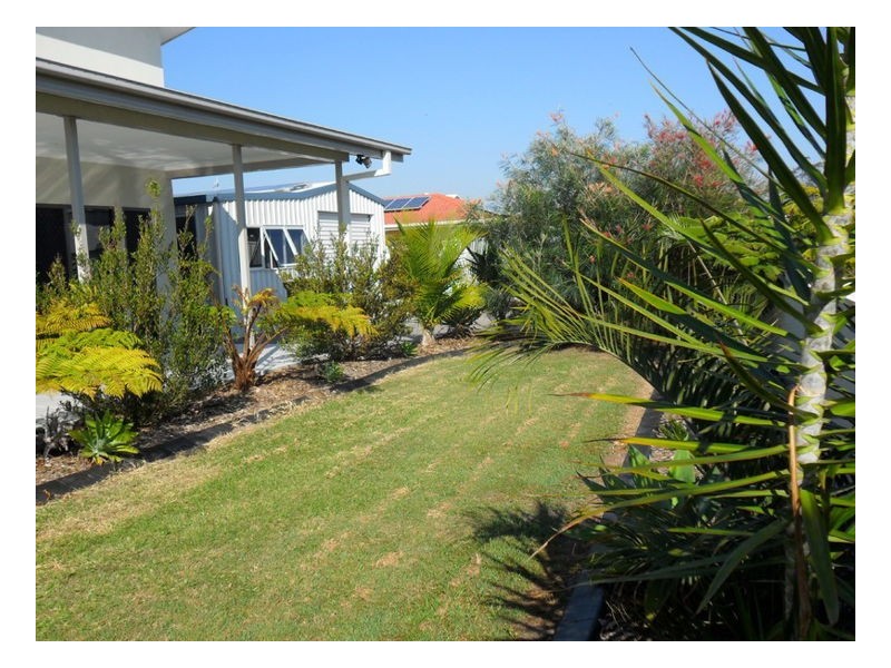 112 Riverview Drive, Burrum Heads QLD 4659