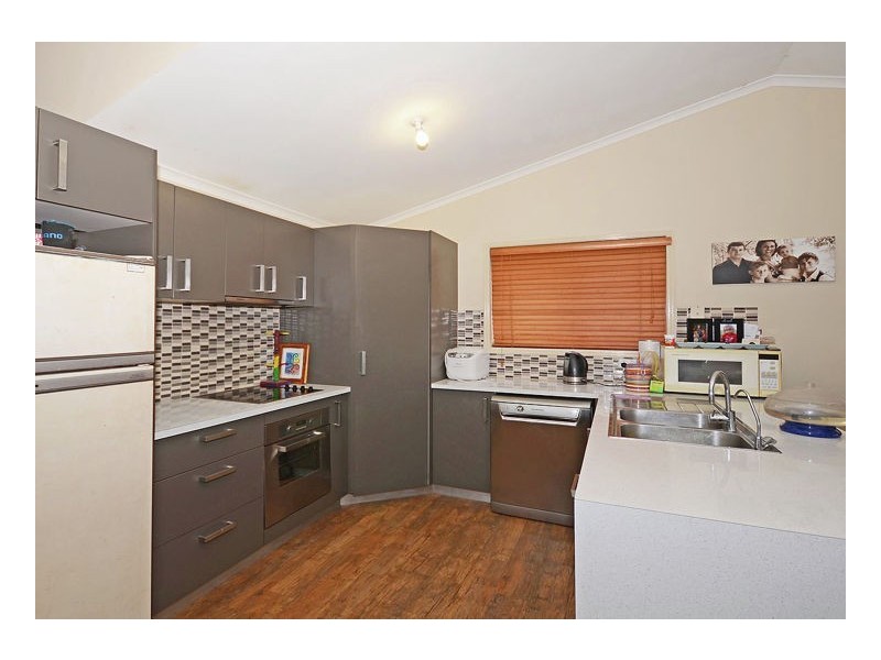 30 Fairway Drive, Urraween QLD 4655