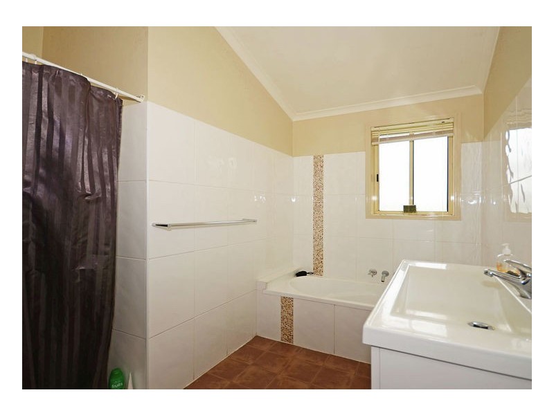 30 Fairway Drive, Urraween QLD 4655