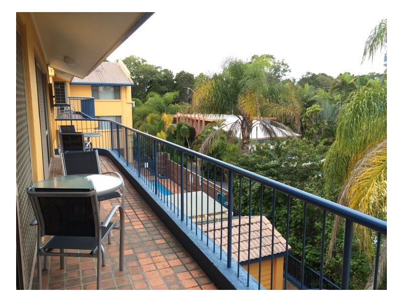 19/383 Esplanade, Torquay QLD 4655