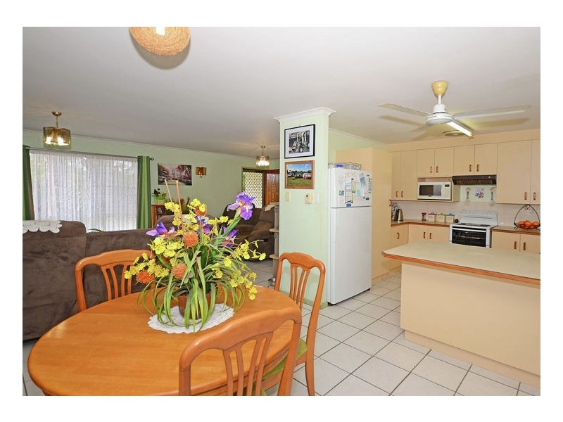 25 Fairway Drive, Urraween QLD 4655