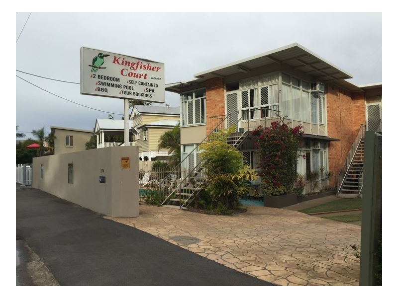 1/374 Esplanade, Torquay QLD 4655