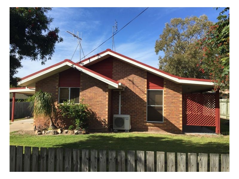 759 Boat Harbour Drive, Urangan QLD 4655