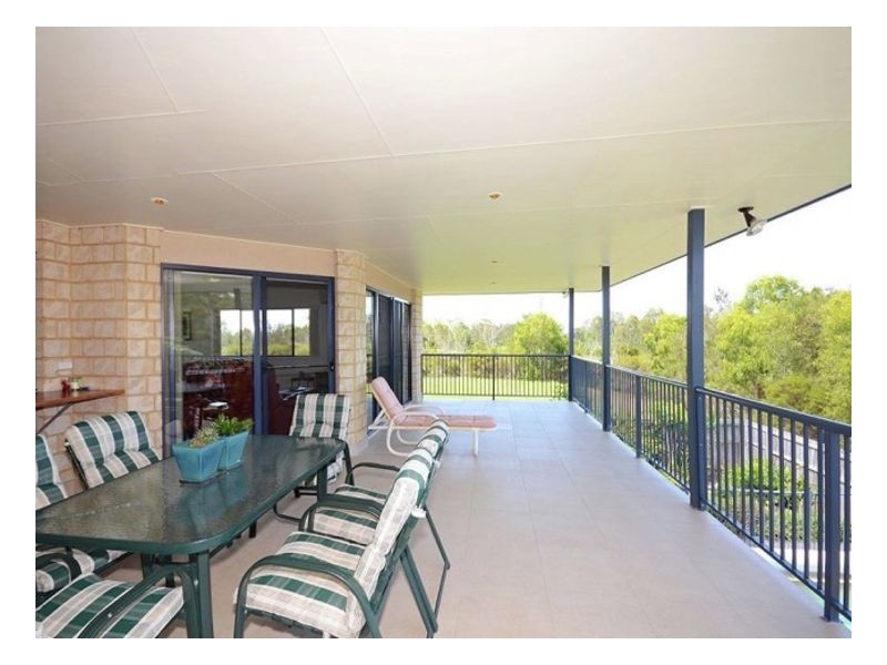 1 Tamarind Close, Burrum Heads QLD 4659