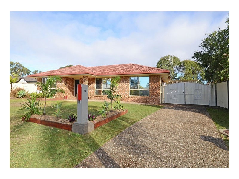 21 Brolga Court, Eli Waters QLD 4655