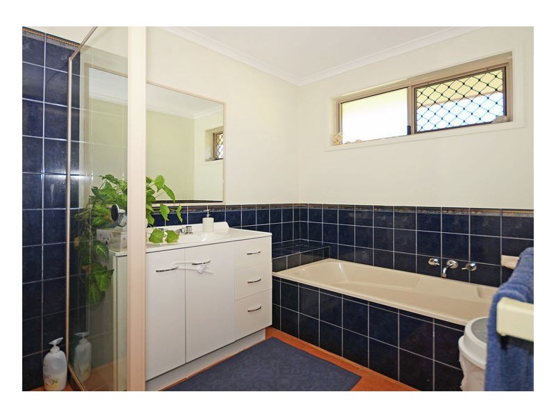 21 Brolga Court, Eli Waters QLD 4655