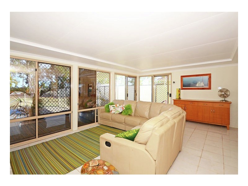 21 Brolga Court, Eli Waters QLD 4655