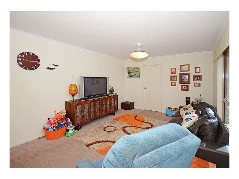 21 Brolga Court, Eli Waters QLD 4655