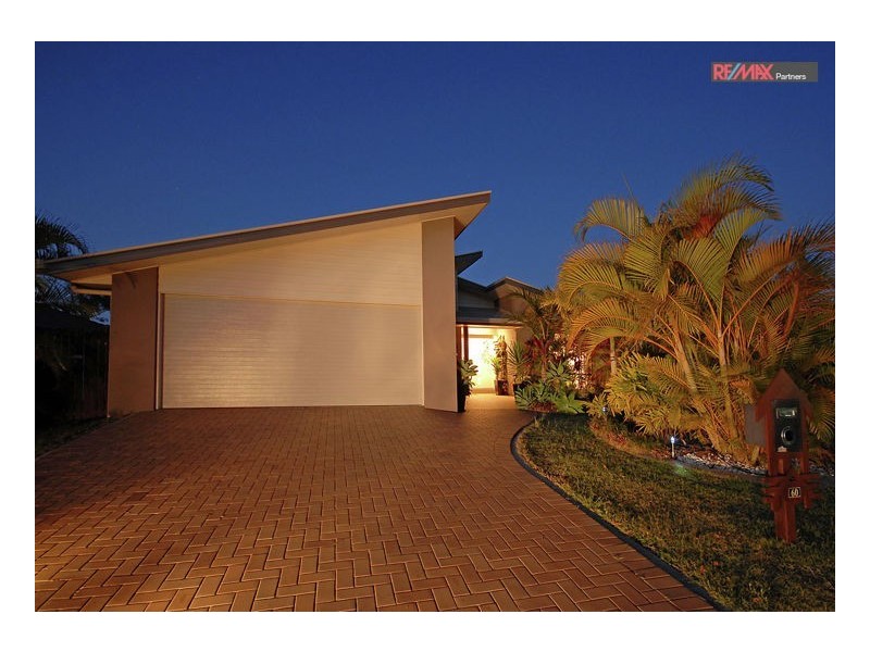 60 Pembridge Cct, Urraween QLD 4655