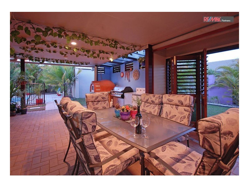 60 Pembridge Cct, Urraween QLD 4655