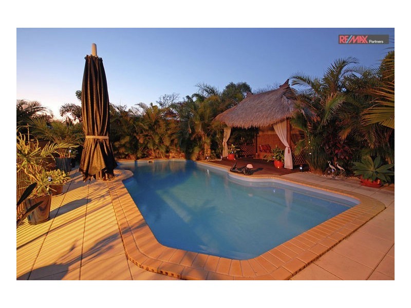 60 Pembridge Cct, Urraween QLD 4655