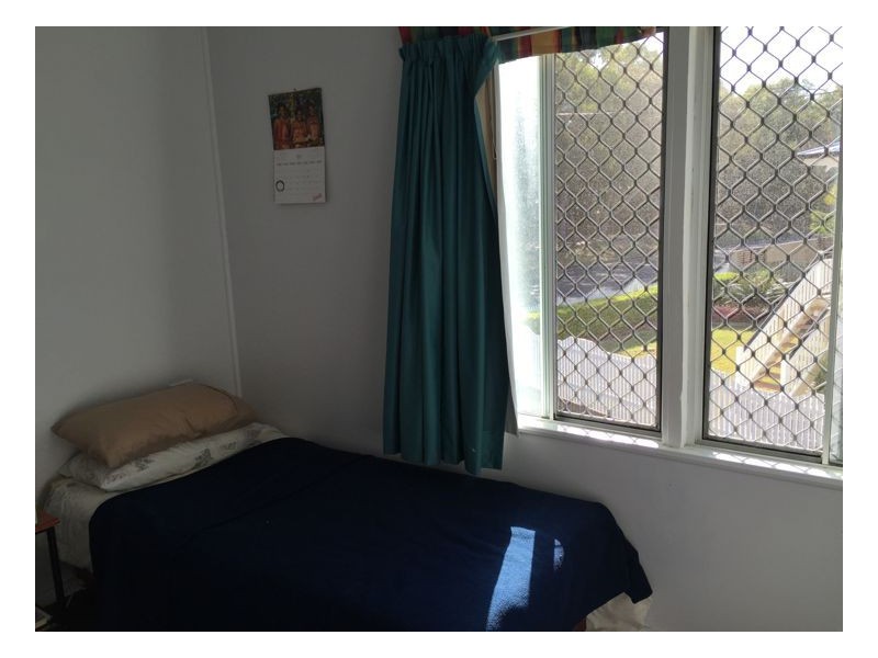 2/374 Esplanade, Torquay QLD 4655