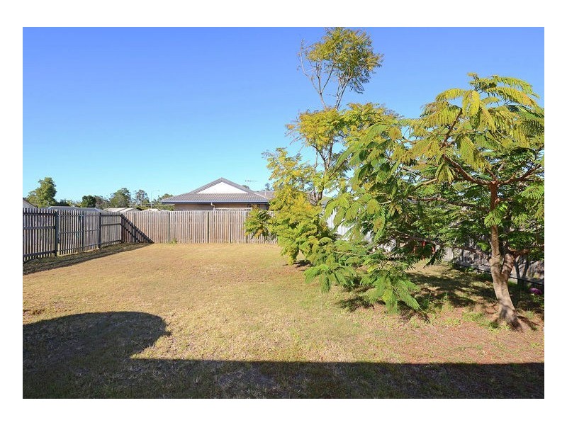 4 Sunny Way, Toogoom QLD 4655