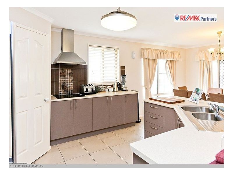 2 Schooner Rise, River Heads QLD 4655