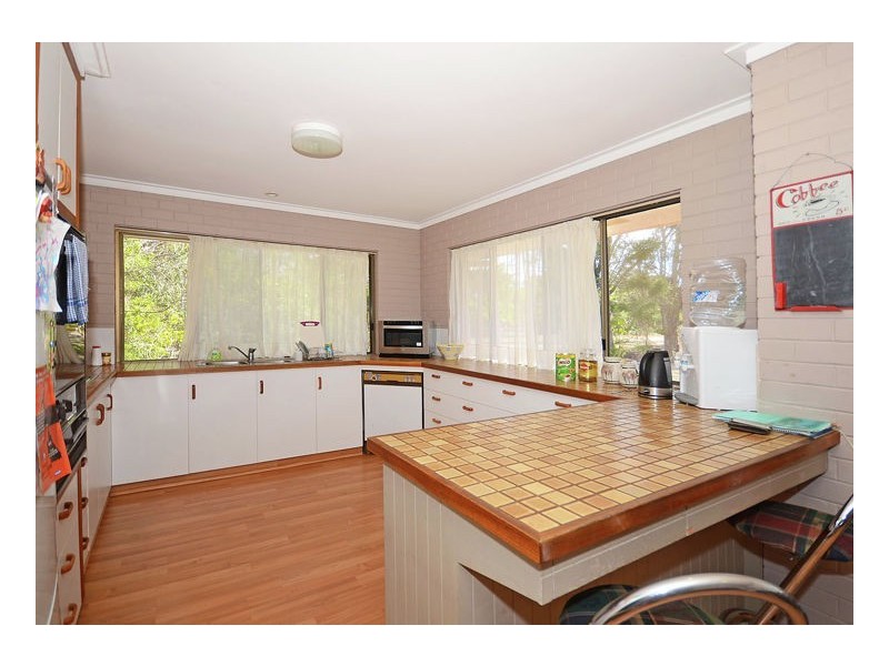 14 Boundary Road, Urangan QLD 4655