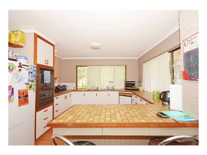 14 Boundary Road, Urangan QLD 4655