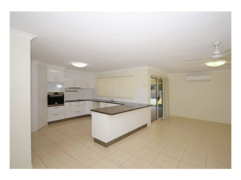 28 Gumtree Dr, Urraween QLD 4655