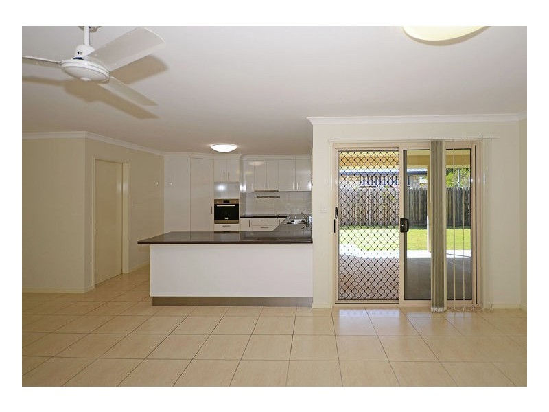 28 Gumtree Dr, Urraween QLD 4655