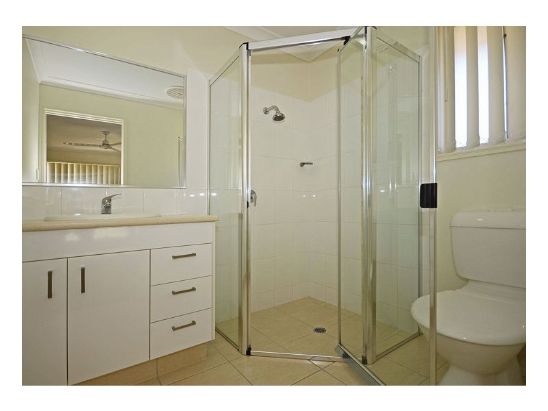 28 Gumtree Dr, Urraween QLD 4655