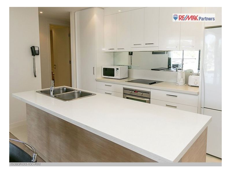 502/468 Esplanade, Torquay QLD 4655